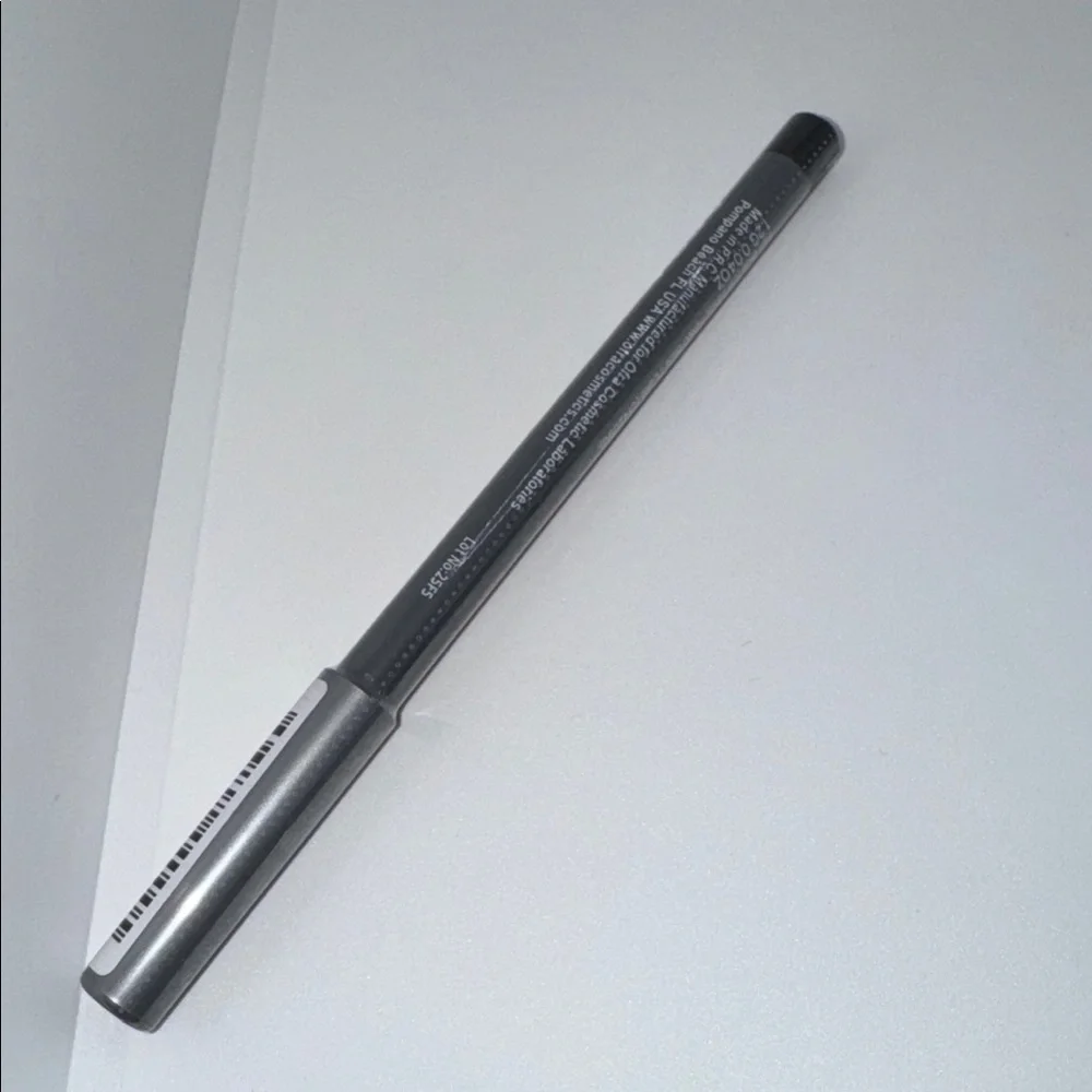 OFRA Eyeliner Pencil in Black Full Size 1.2G New & Sealed